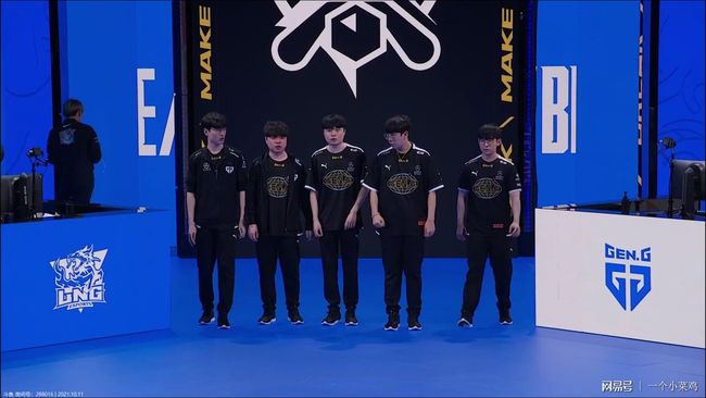 他们通过与 他们通过与