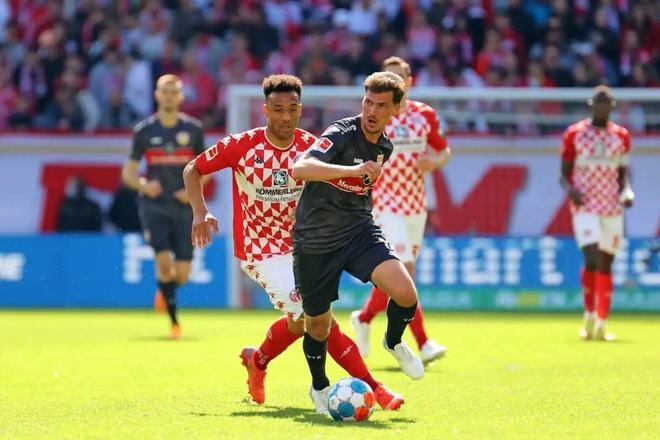 整个小城的 整个小城的