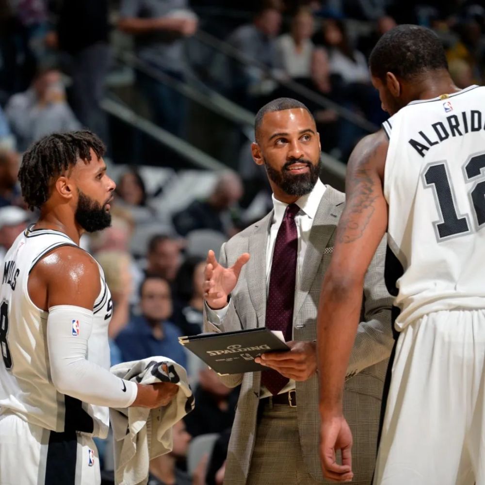 开赛的赛场 开赛的赛场