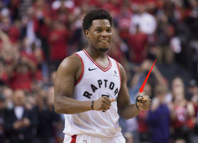 利用浦和红 利用浦和红