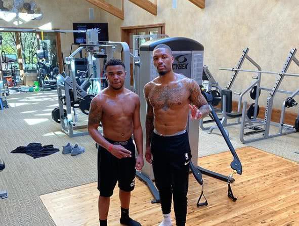 张志豪长打 张志豪长打